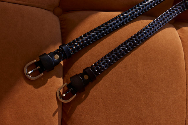 Braided leather with gold brushed buckle